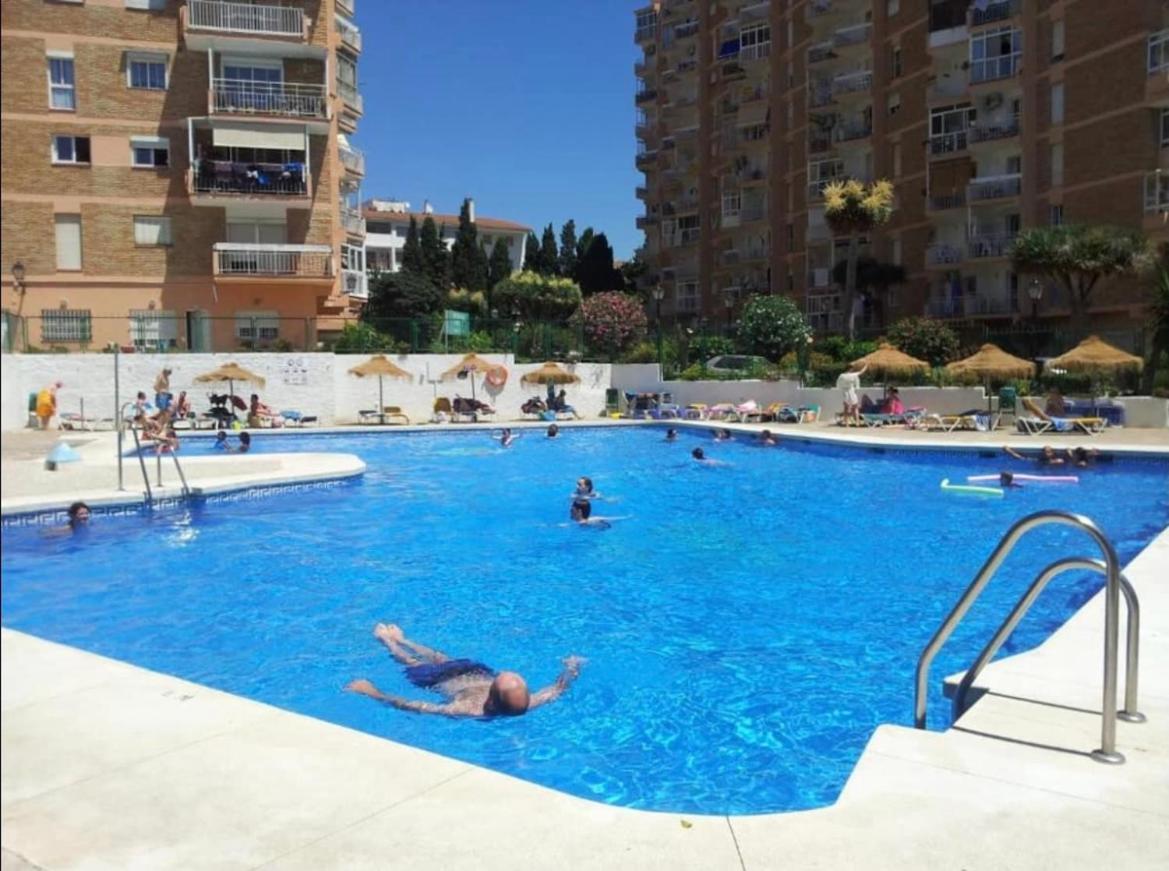 Piso Centrico En Calle Luis Vives 1, Benalmádena Dış mekan fotoğraf